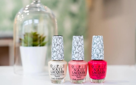 Beauté des mains et/ou des pieds avec pose vernis semi-permanent dès 19,90 € à l'institut Les filles de deux mains