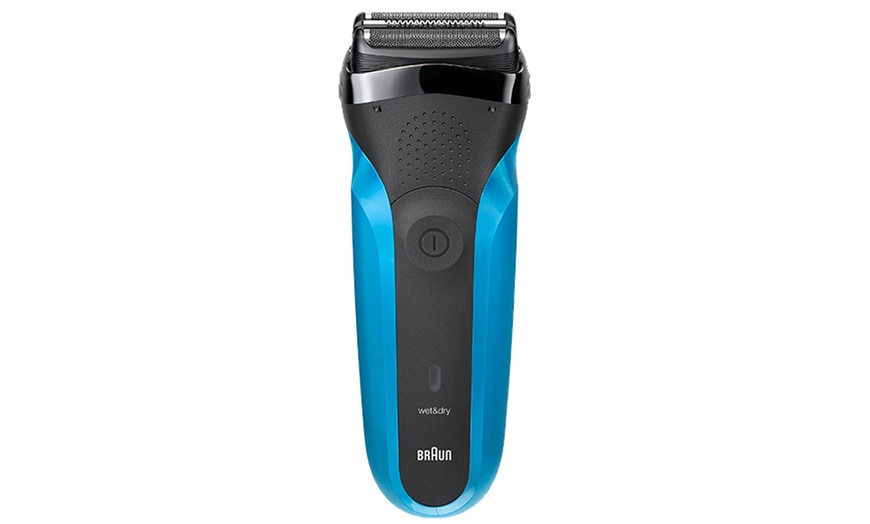 Image 3: Braun 310 Shaver