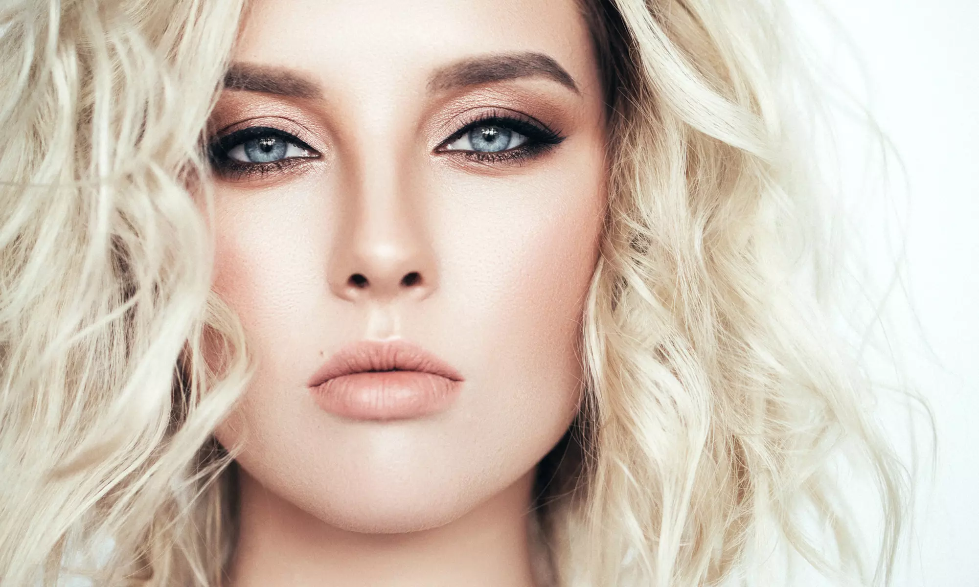 1 sesión de mesoterapia facial inyectada en 1, 2 o 3 zonas a elegir