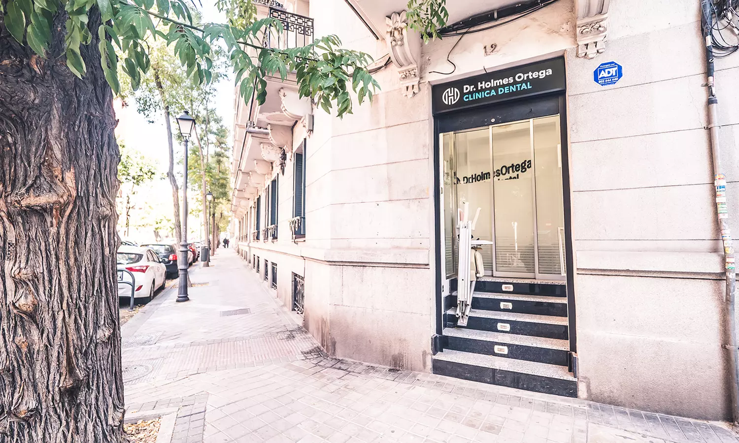 Blanqueamiento dental led