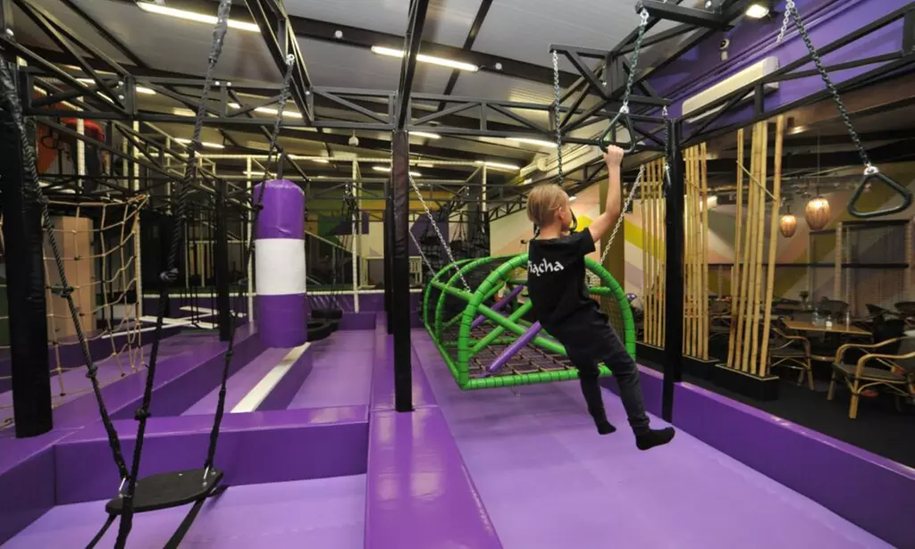 Całodniowe wejście do bawialni dla 1 dziecka z opiekunem