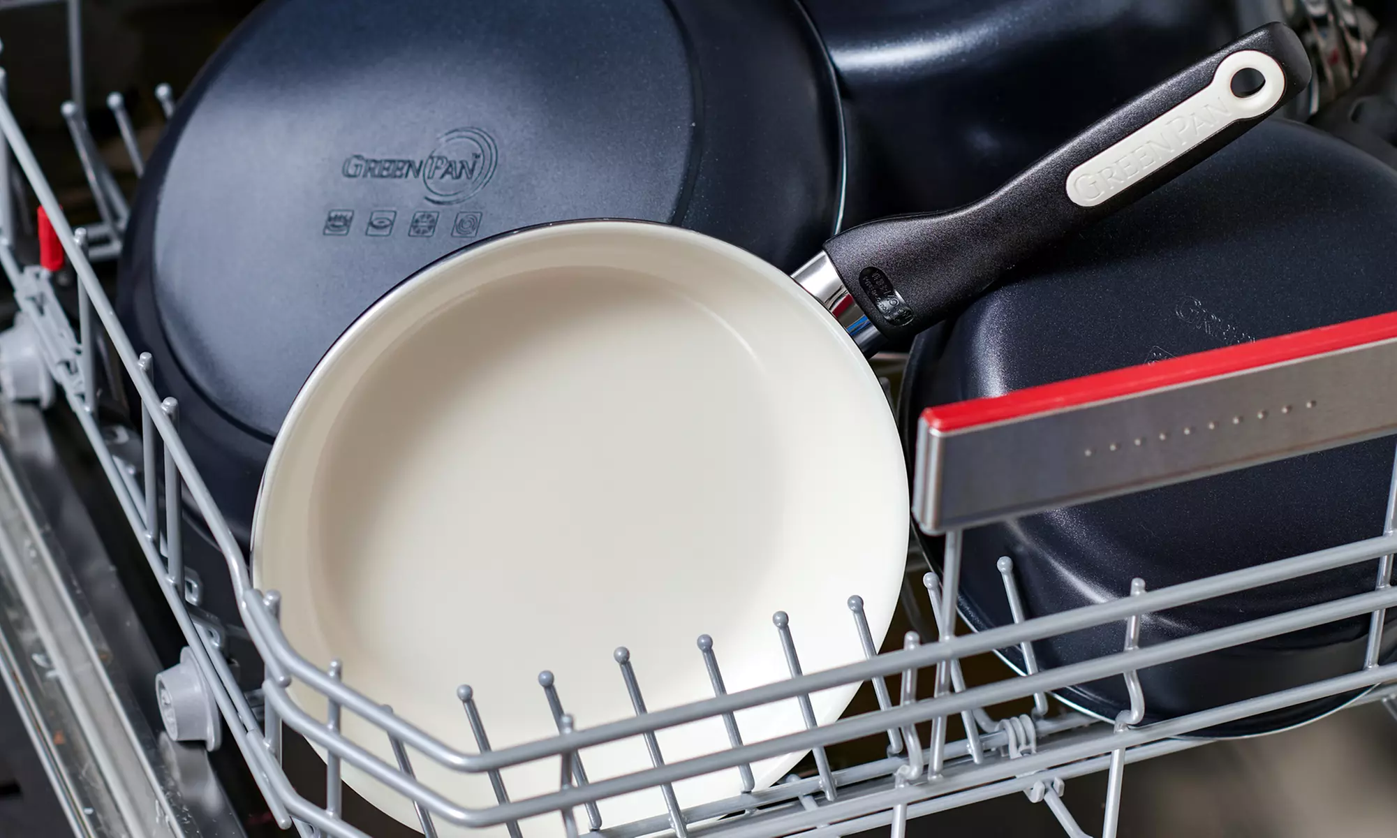 GreenPan Rio 10" Square Aluminum Griddle with 2 Spouts - Image 3