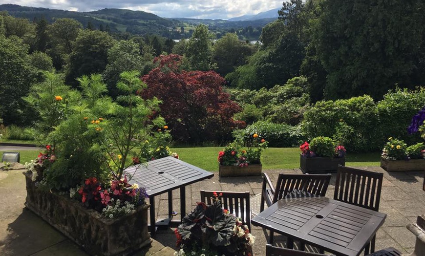 Image 16: Windermere: 4* Stay with Breakfast 