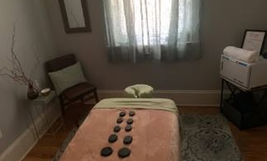 Image 4: Indulge in 60 min Custom Massage with Add-Ons!