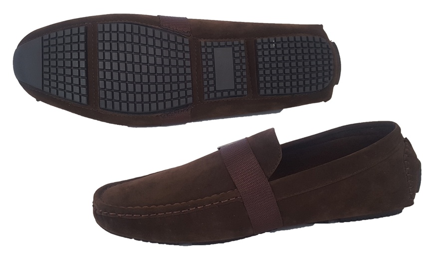 Image 5: Men's Slip-On Moccasins 