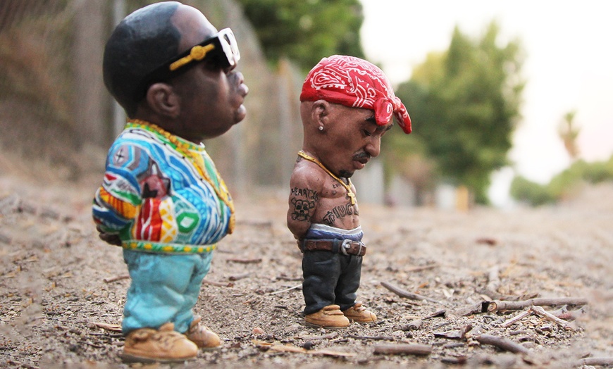 Image 1: 1, 2 ou 5 sculptures d'artistes de hip-hop 