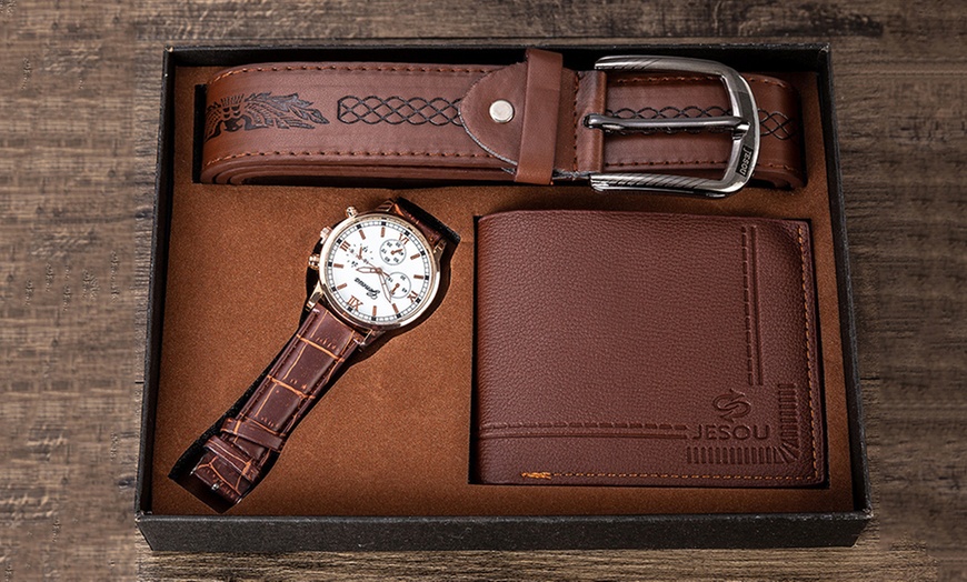 Image 2: Men's Watch, Belt and Wallet Boxed Gift Set