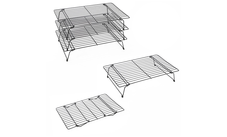 Image 2: Three-Tier Non-Stick Cake Cooling Tray