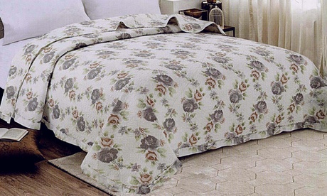 Copriletto matrimoniale Violetta disponibile in 4 colori