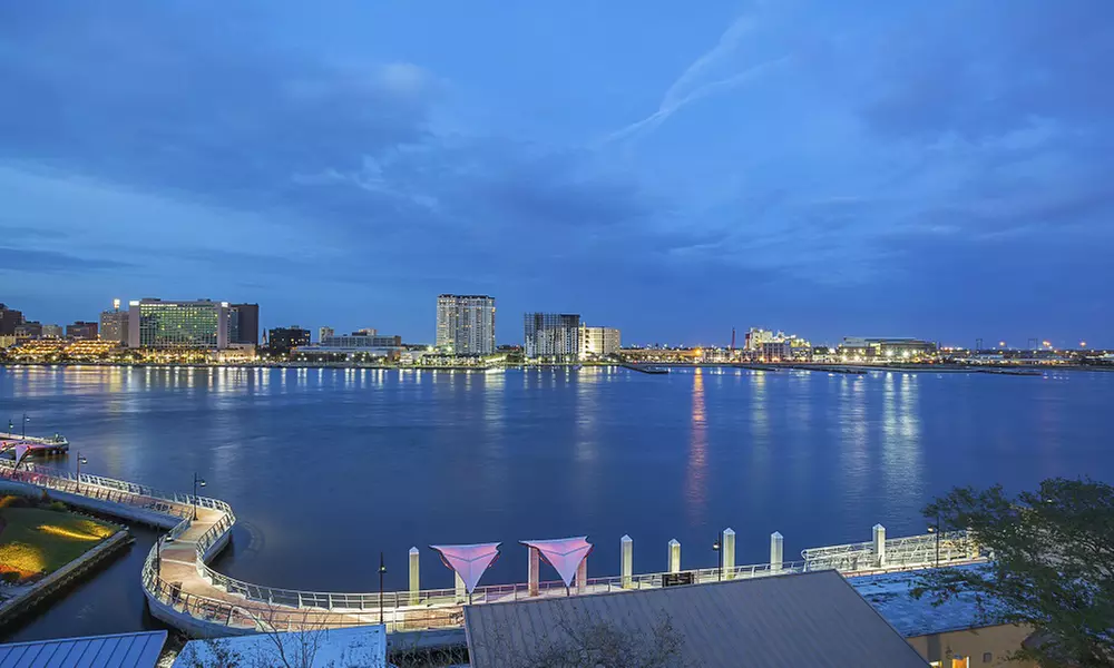 Experience boutique style & big city amenities of Southbank Hotel in Jacksonville Riverwalk, Fl. Book your getaway now!! - Primary Image