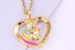 Un ou deux colliers avec pendentif en forme de coeur et licorne - Image 5