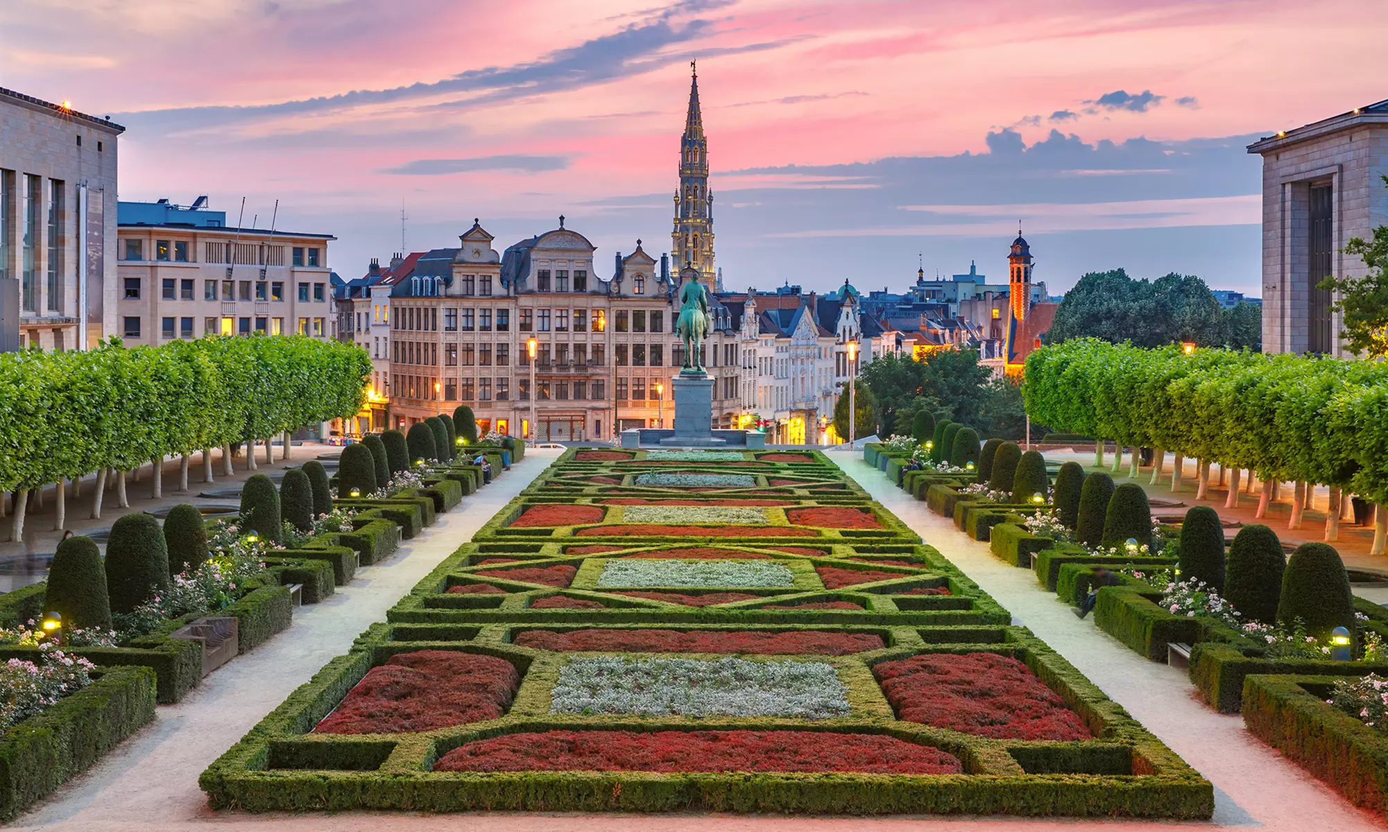 ✈ Destino Secreto: Escapada Sorpresa por Europa (Vuelos + Hotel incl.)