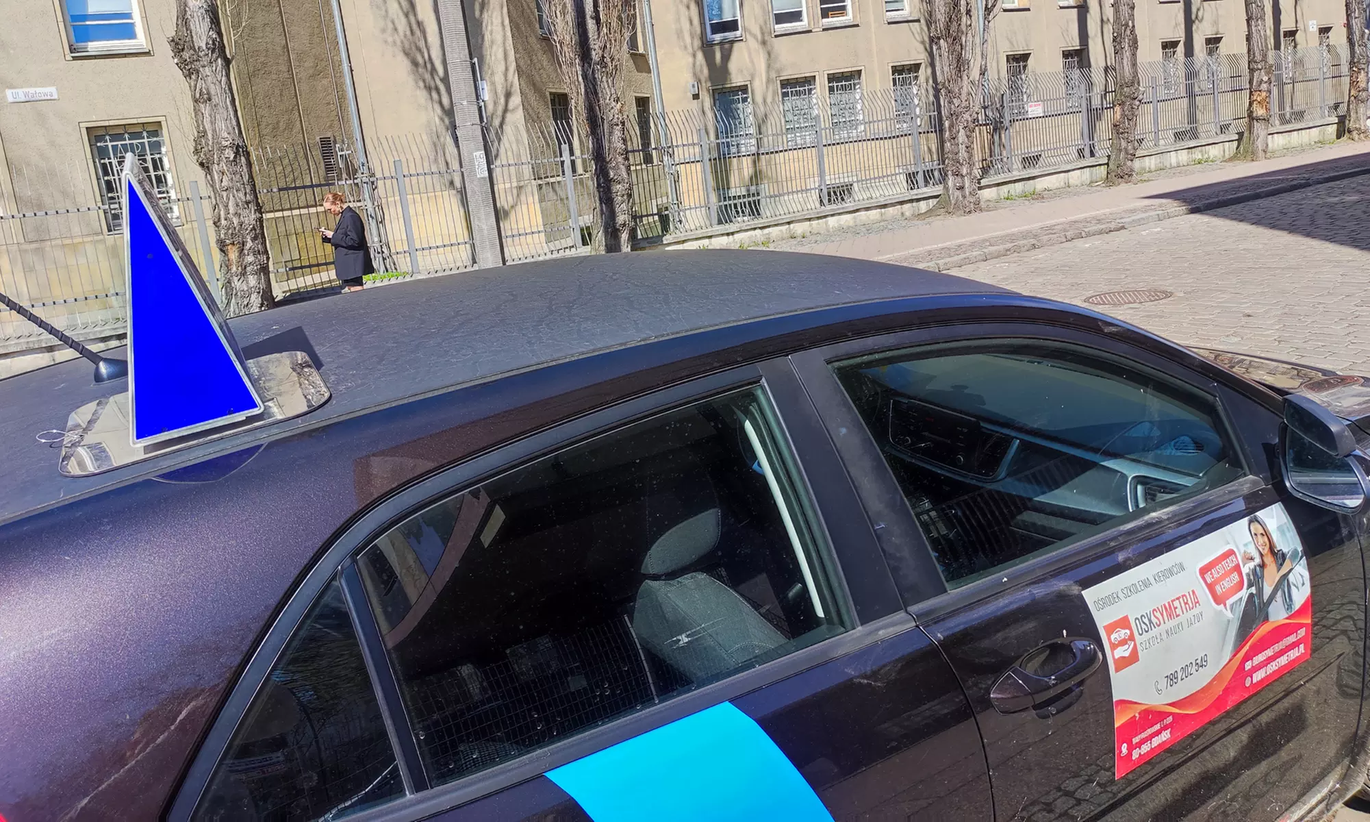 Prawo jazdy kat. B w języku polskim lub angielskim