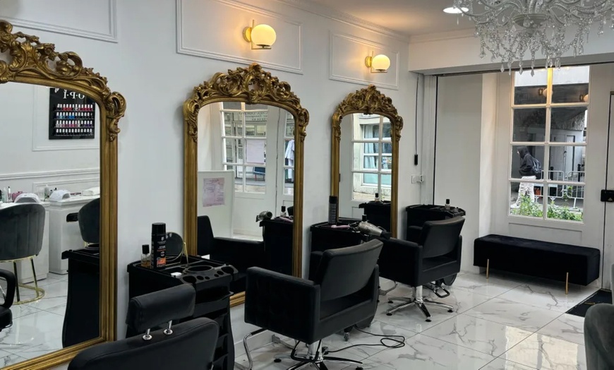 Image 1: Changez de look chez Ma Pause Beauté à Saint-Denis  