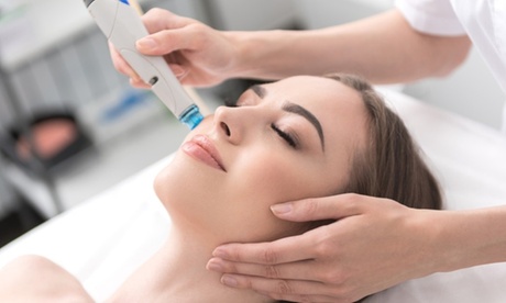 3 o 5 sedute di radiofrequenza viso e corpo al centro Il Piacere del Benessere (sconto fino a 60%)