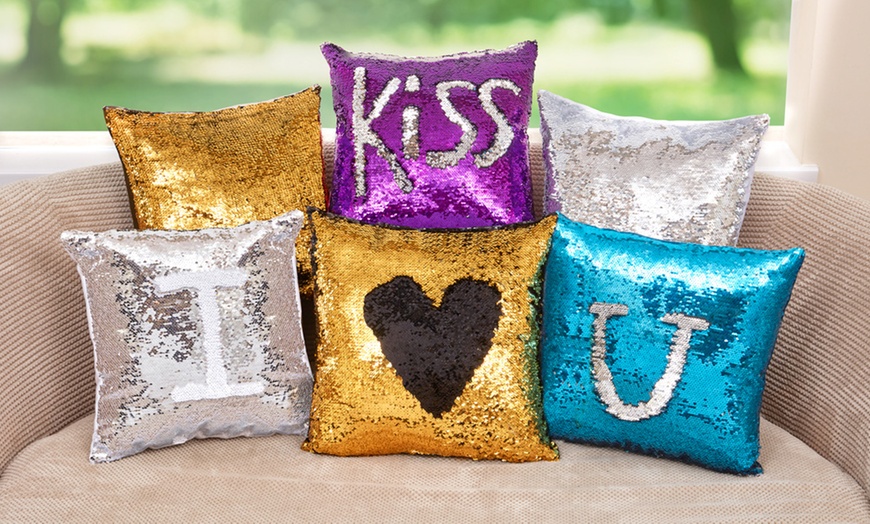 Image 1: Decorative Sequin Cushion