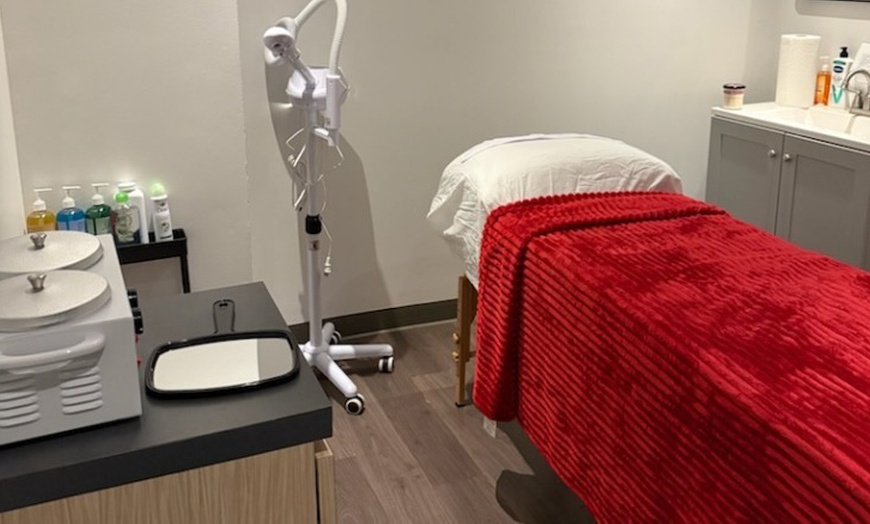 Image 3: Up to 60% Off on Facial at Mikos Beauty Bar