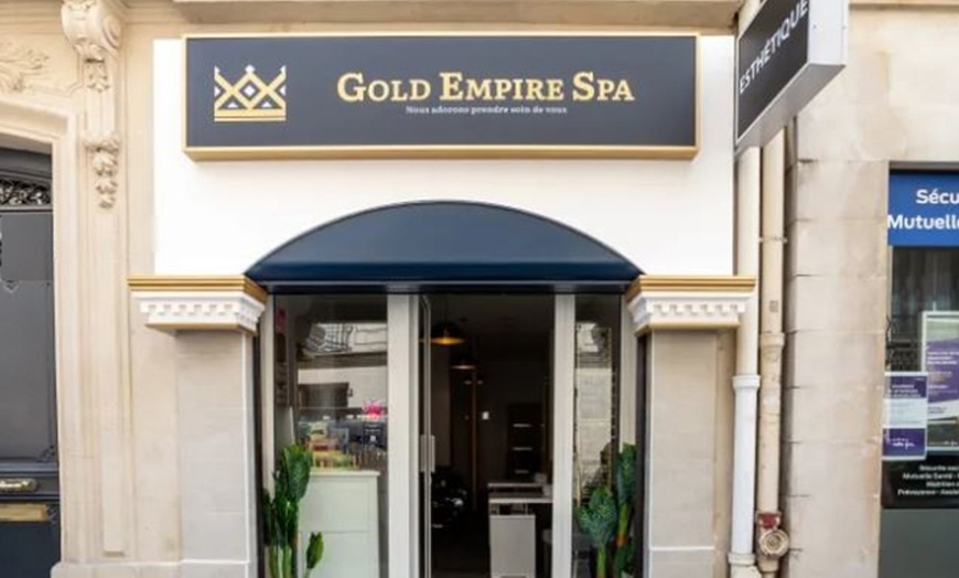 Image 2: Soin corps ou visage au choix avec Gold Empire Spa