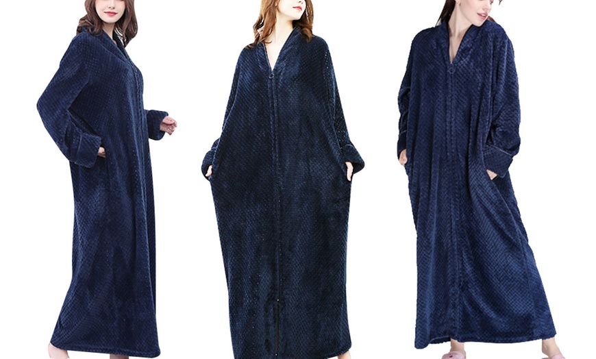 Image 4: Zip Into Comfort with Plush Zip Up Lounger Robe