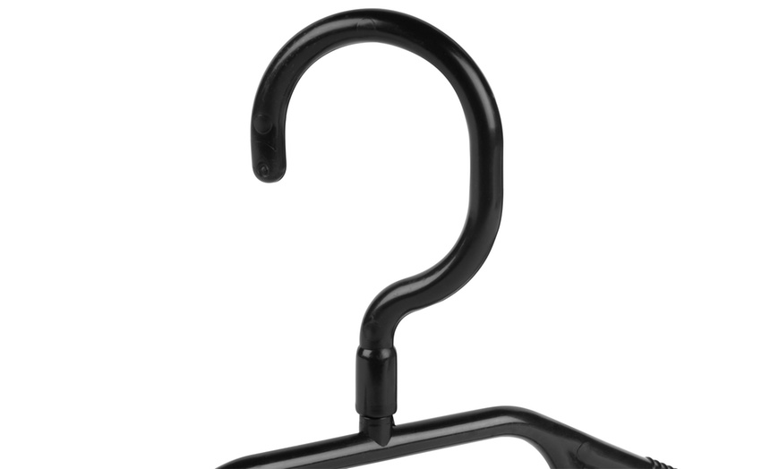 Image 4: Beldray Plastic Clothes Hangers