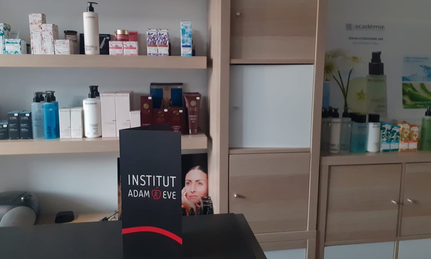 Image 5: Soin du visage au choix de 30 ou 45 min avec Institut Adam & Eve