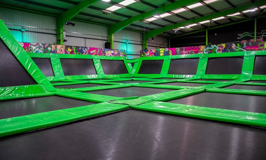 Image 9: Trampoline Park Entry for One