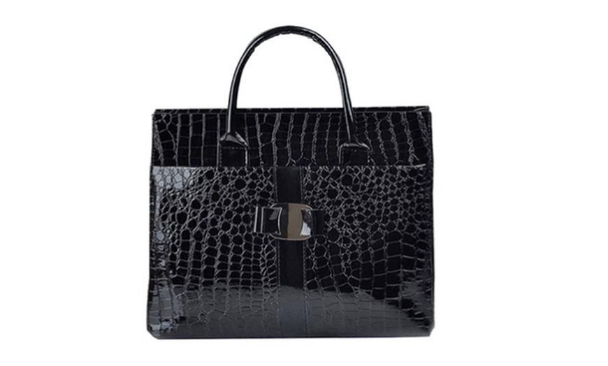 Image 7: Sac à main chic façon crocodile 