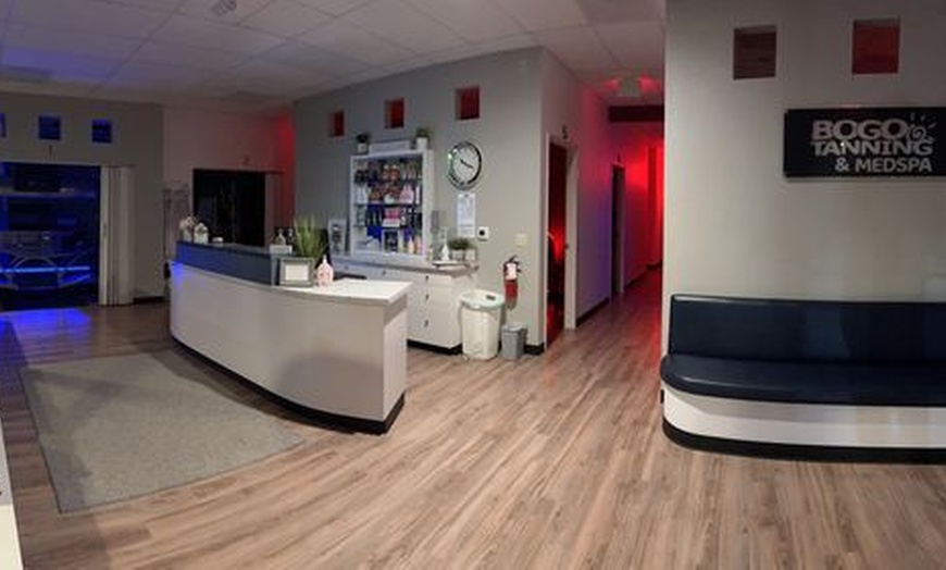 Image 2: 1, 3, or 5 CryoSkin Full Face Fat Reduction Skin Tightening Treatment