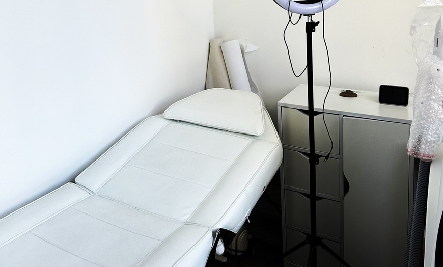 Image 4: Single or Three Sessions of Premium Microneedling Facial