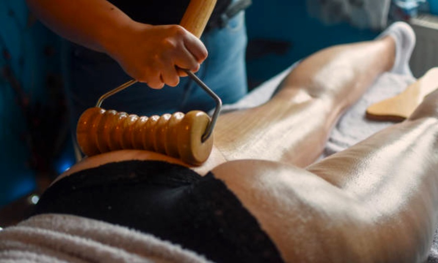 Image 11: Hasta 6 sesiones de combo reductor con maderoterapia y masaje para 1