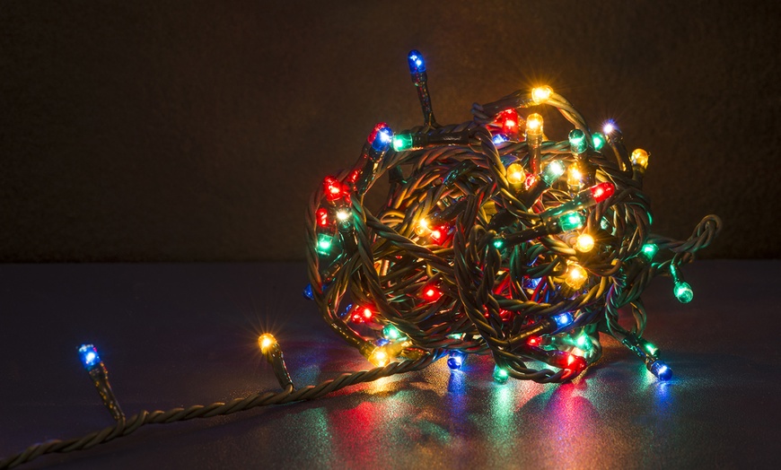 Image 6: Árbol de navidad con luces