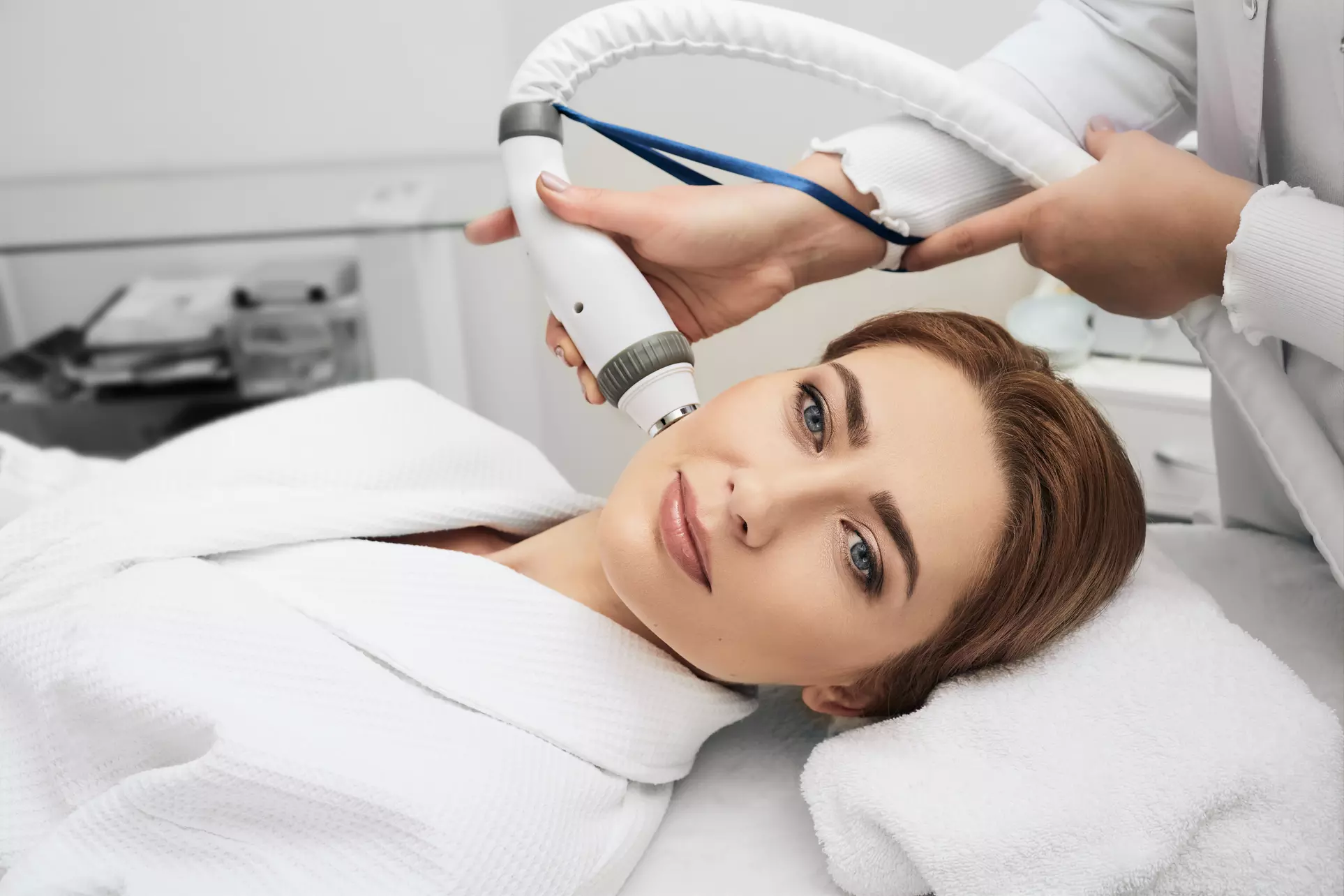 Experience Pharma Aesthetics London Limited: 1 or 3 Radiofrequency Skin Tightening Treatments (Up to 78% Off) - Primary Image