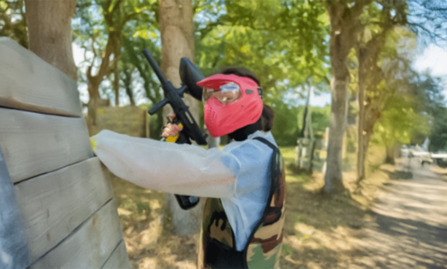 Image 1: Partie de Paintball à La Vallée des Korrigans