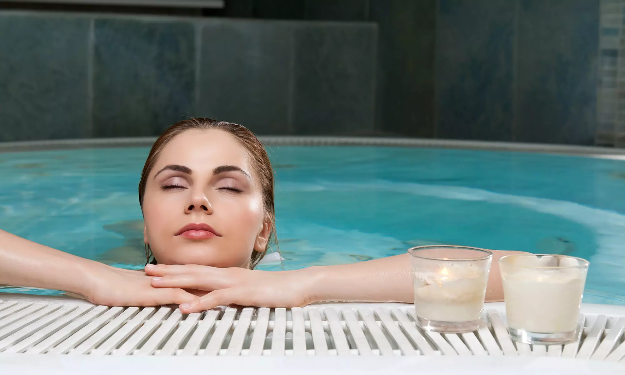 Acceso a spa para 2 con circuito termal completo y masaje relajante de 15 minutos con frutas de la pasión - Primary Image