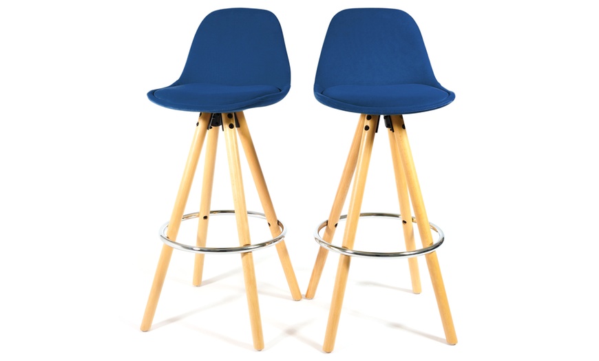 Image 11: Barcelona Retro-Style Bar Stool Two-Piece Set