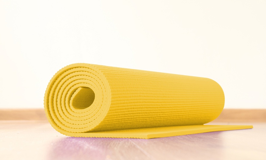 Image 9: Tapis enroulable et transportable pour Yoga