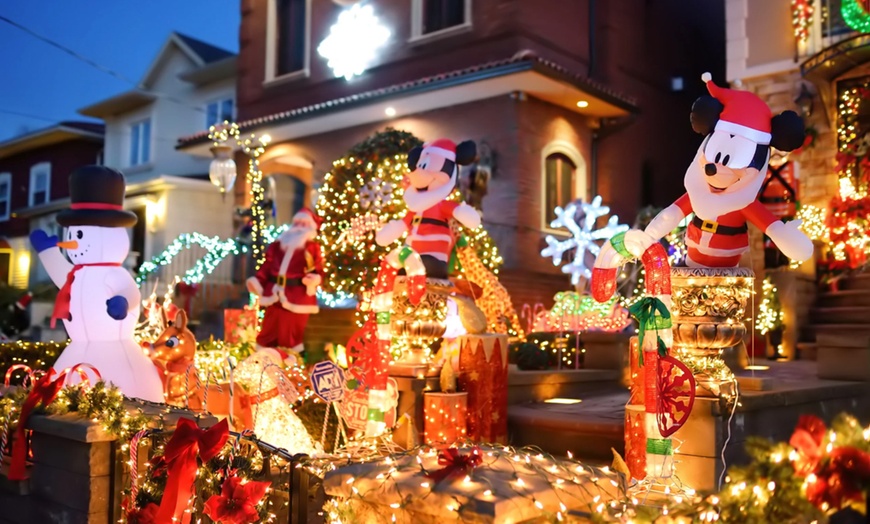 Image 3: 13% Off Dyker Heights Christmas Lights Bus Tour