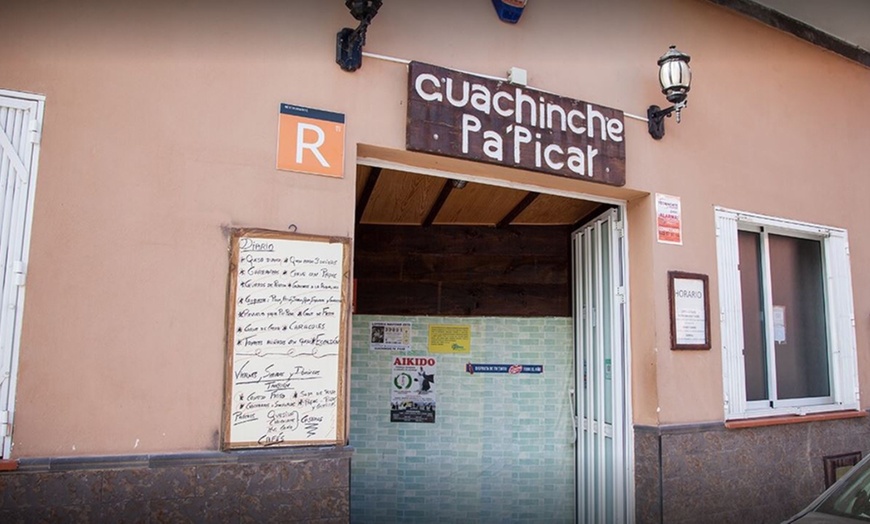 Image 6: Descubre el sabor de Canarias en Guachinche Pa'Picar