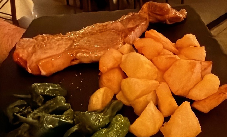 Image 6: Menú mediterráneo para 2 o 4 personas con opción prémium