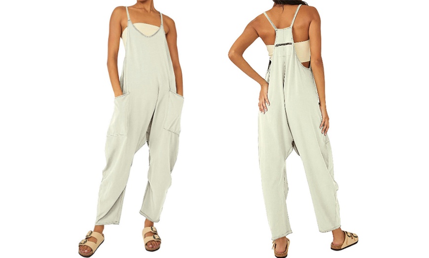 Image 4: Women's Casual Sleeveless Jumpsuits with Pockets