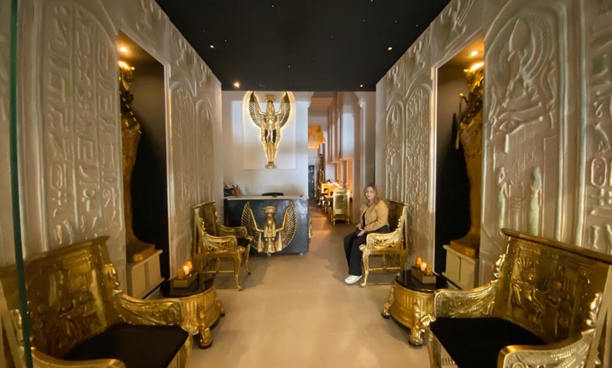 Image 5: Masaje egipcio de 60 minutos para 2 personas en cabina doble con té