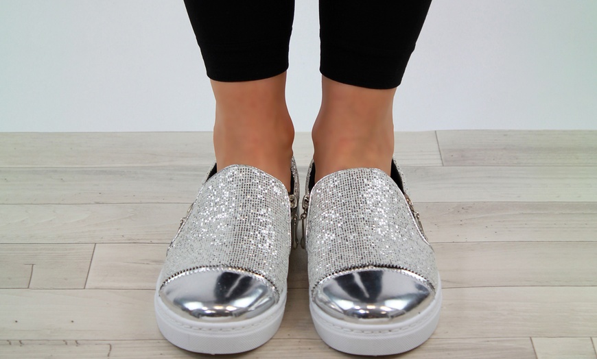 Image 2: Women's Glitter Pumps