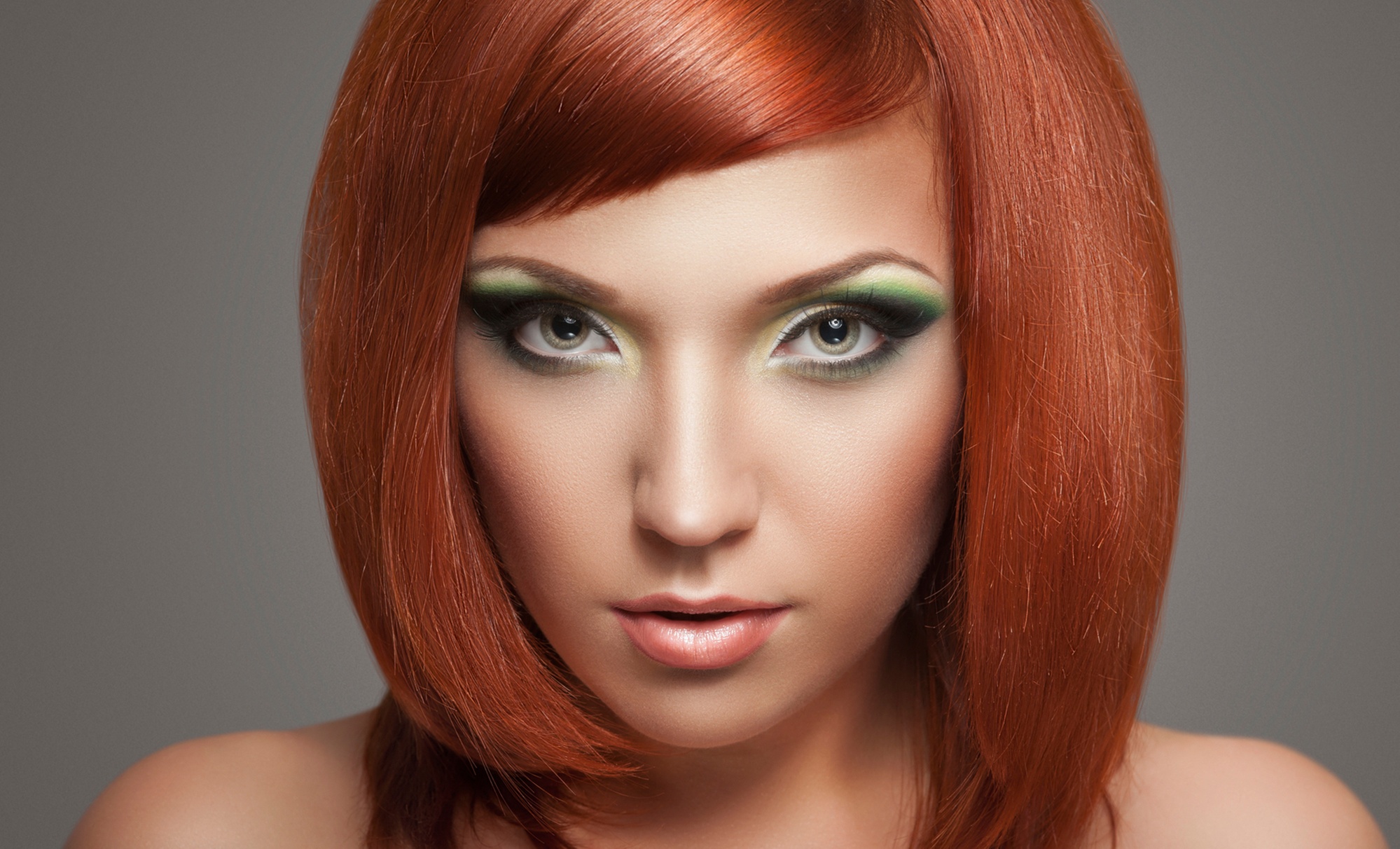 Haircut, Blow Dry and Highlights for a Fresh Look
