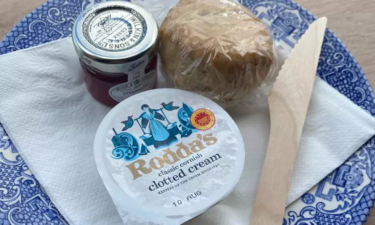 Helicopter Trip and Hike for 2 | Enjoy Thrill and Serenity