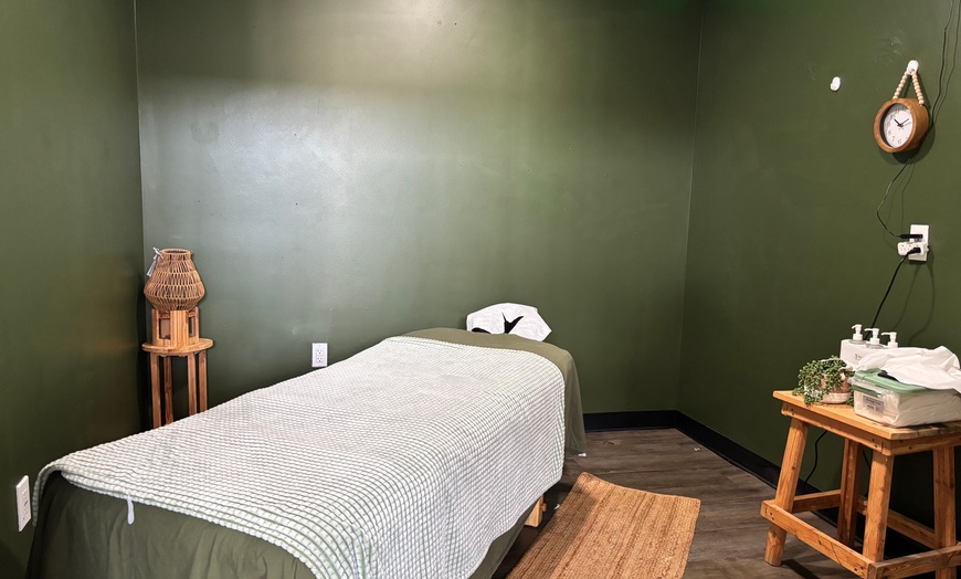 Image 4: Refreshing Vegan Facials & Massages Variety at Tulsa's 1st Vegan Spa