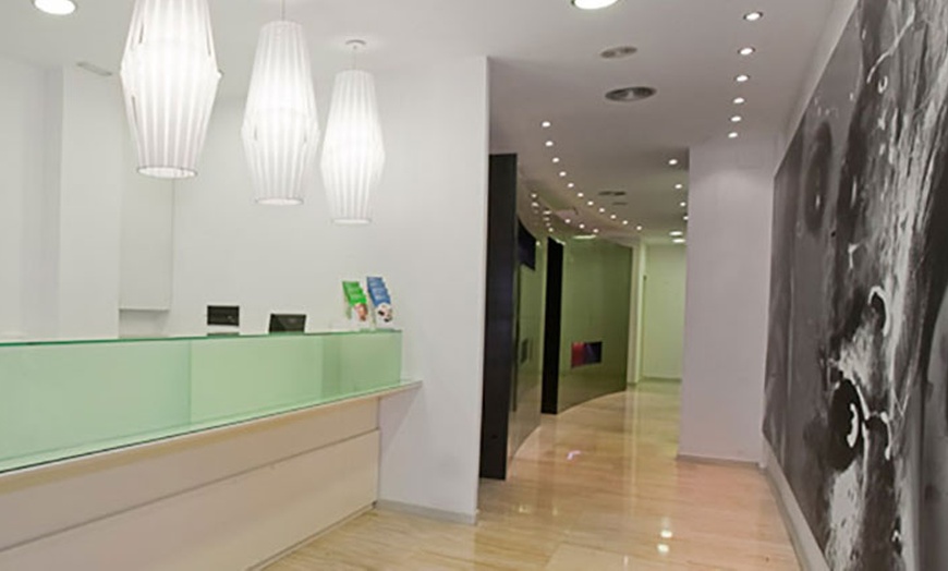 Image 9: Blanqueamiento dental led