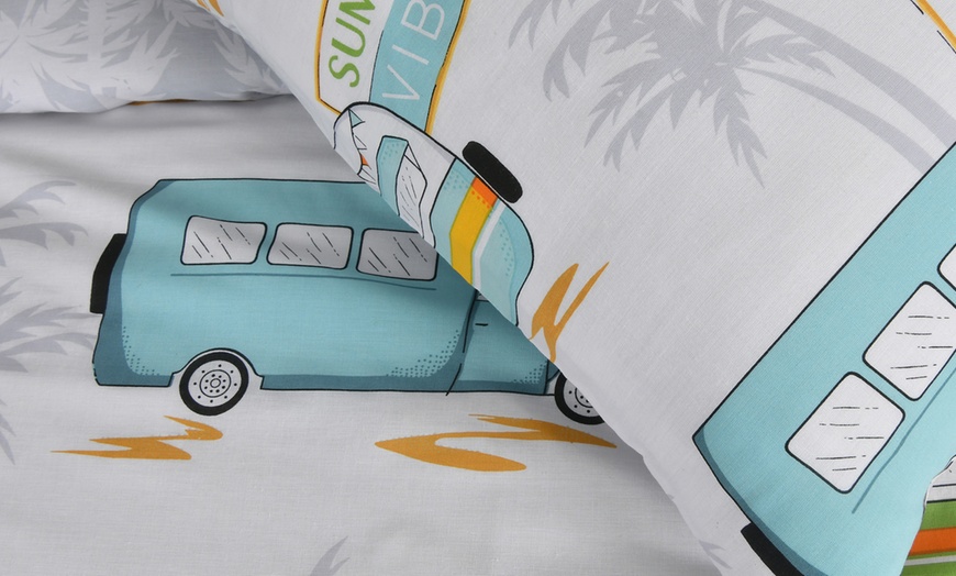 Image 7: Reversible Polycotton Campervan Duvet Set