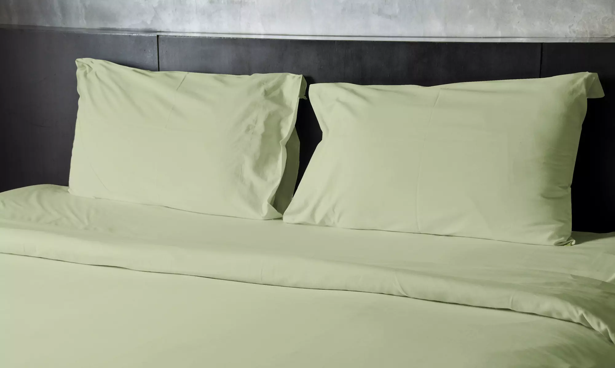 King Size Bamboo Comfort 4-Piece 1800 Count Bedding - EXTRA SOFT DEEP SHEETS