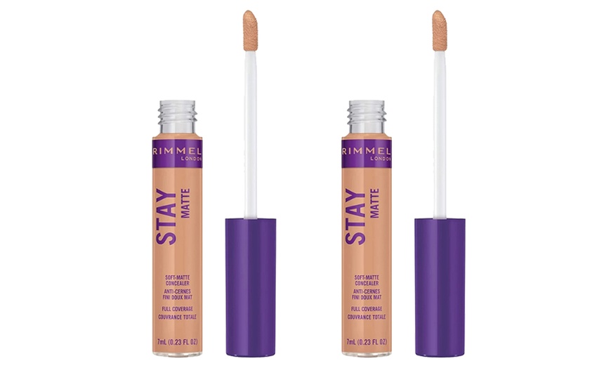 Image 6: Pack of Two Rimmel Stay Soft Matte Concealers 