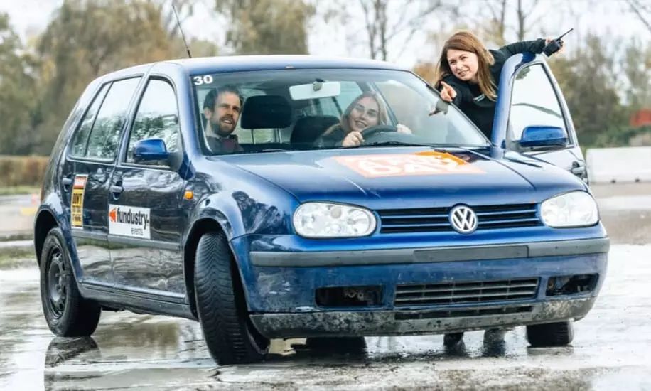Verfijn je rijvaardigheid en rijd met vertrouwen tijdens een slipcursus van 2 of 3 uur nabij Gouda - Image 3